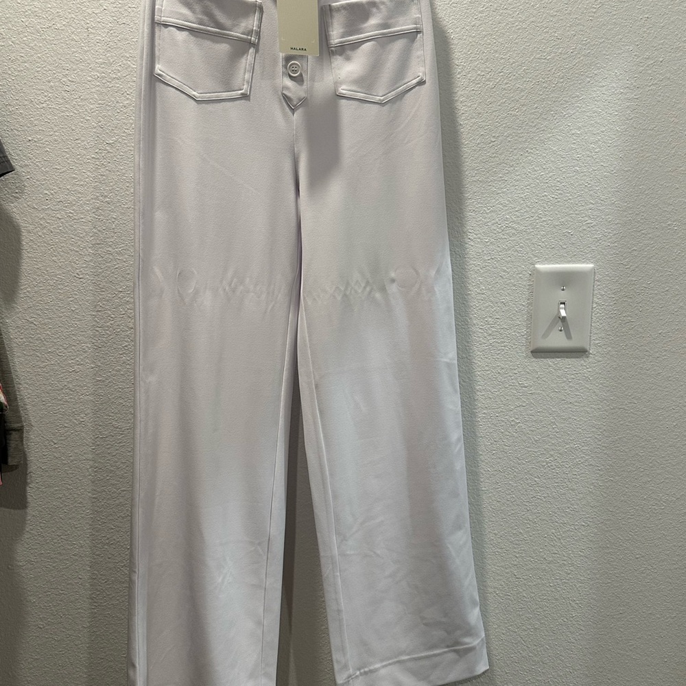HALARA White Straight Leg Pants